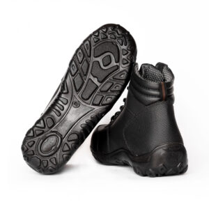 909-01-Bota-Negra-Composición-07