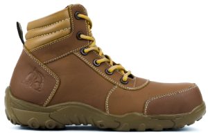 914-15-Bota-Cafe_01